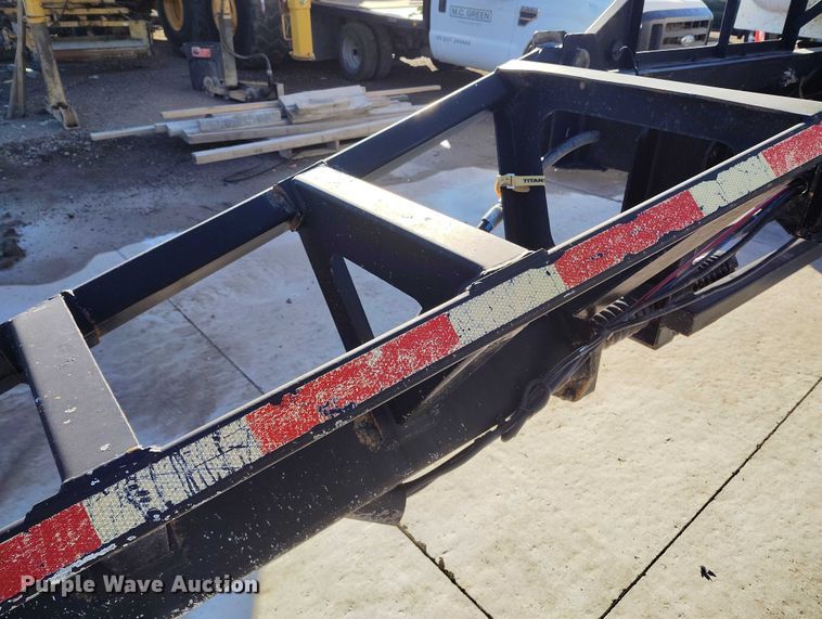 image for item DP5099 2006 Clement 3AT1511 end dump pup trailer