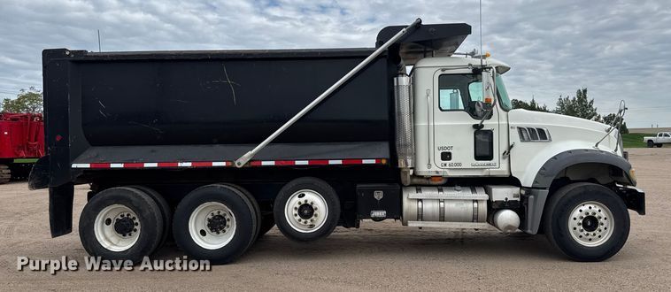 image for item DP8907 2007 Mack CTP713 dump truck