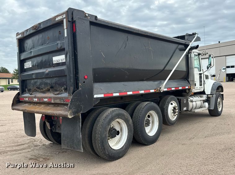 image for item DP8907 2007 Mack CTP713 dump truck