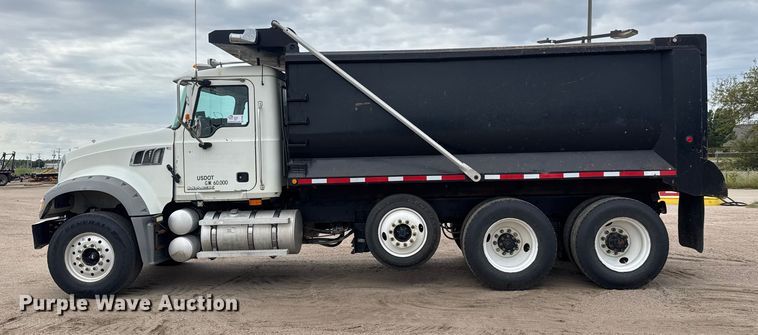 image for item DP8907 2007 Mack CTP713 dump truck