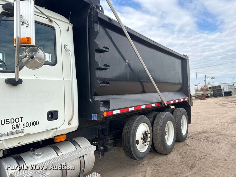 image for item DP8907 2007 Mack CTP713 dump truck