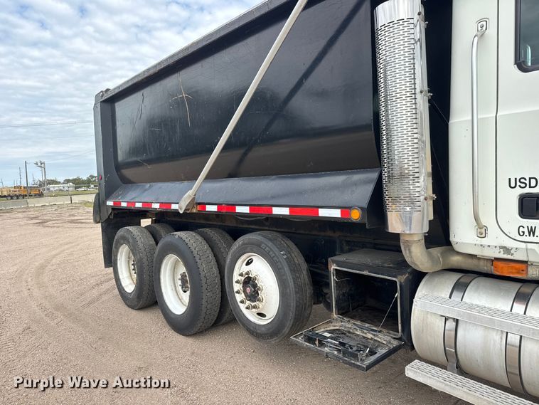 image for item DP8907 2007 Mack CTP713 dump truck