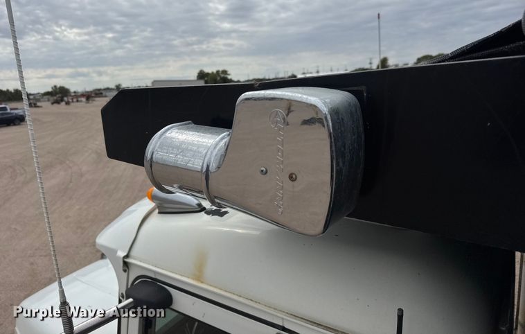 image for item DP8907 2007 Mack CTP713 dump truck