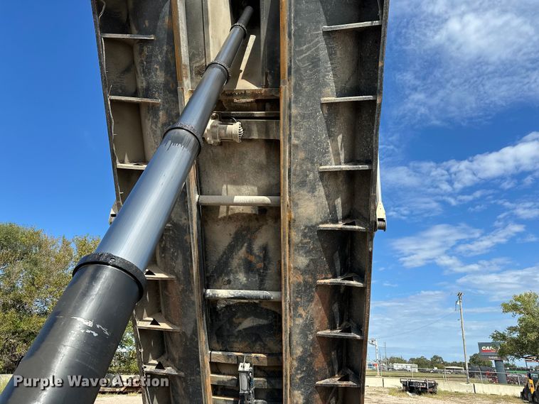 image for item DP8907 2007 Mack CTP713 dump truck