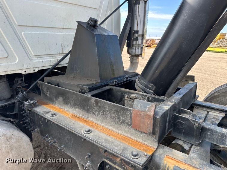 image for item DP8907 2007 Mack CTP713 dump truck