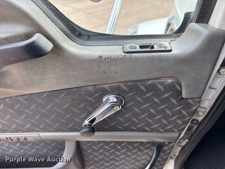 image for item DP8907 2007 Mack CTP713 dump truck