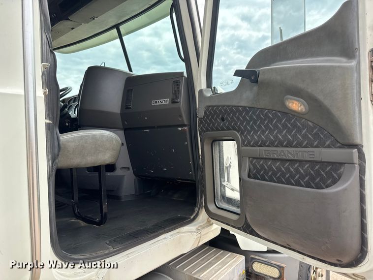 image for item DP8907 2007 Mack CTP713 dump truck