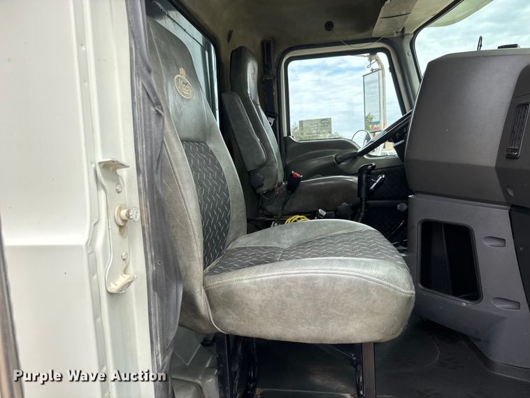 image for item DP8907 2007 Mack CTP713 dump truck