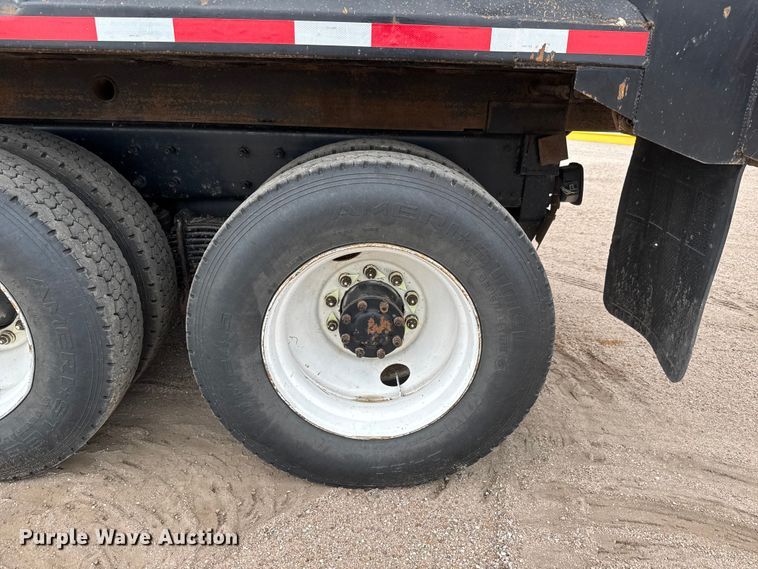 image for item DP8907 2007 Mack CTP713 dump truck