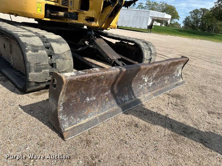 image for item DP8908 2011 Caterpillar 305D CR mini excavator