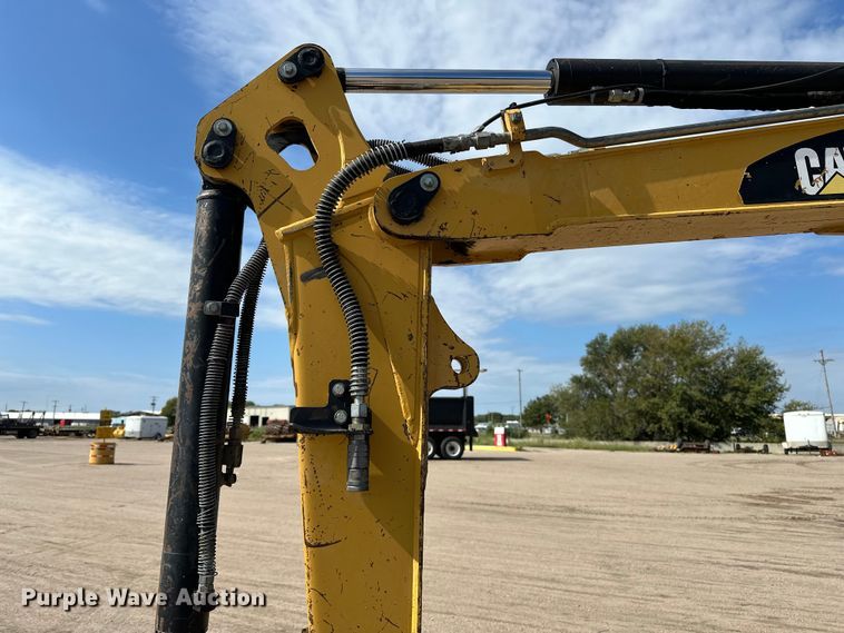 image for item DP8908 2011 Caterpillar 305D CR mini excavator