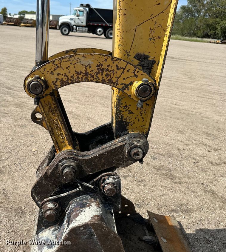 image for item DP8908 2011 Caterpillar 305D CR mini excavator