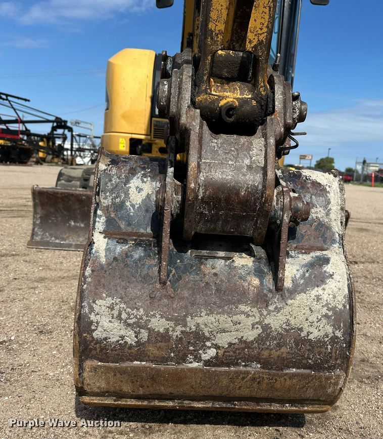 image for item DP8908 2011 Caterpillar 305D CR mini excavator