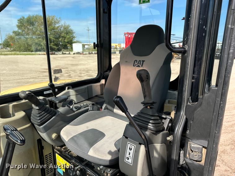 image for item DP8908 2011 Caterpillar 305D CR mini excavator