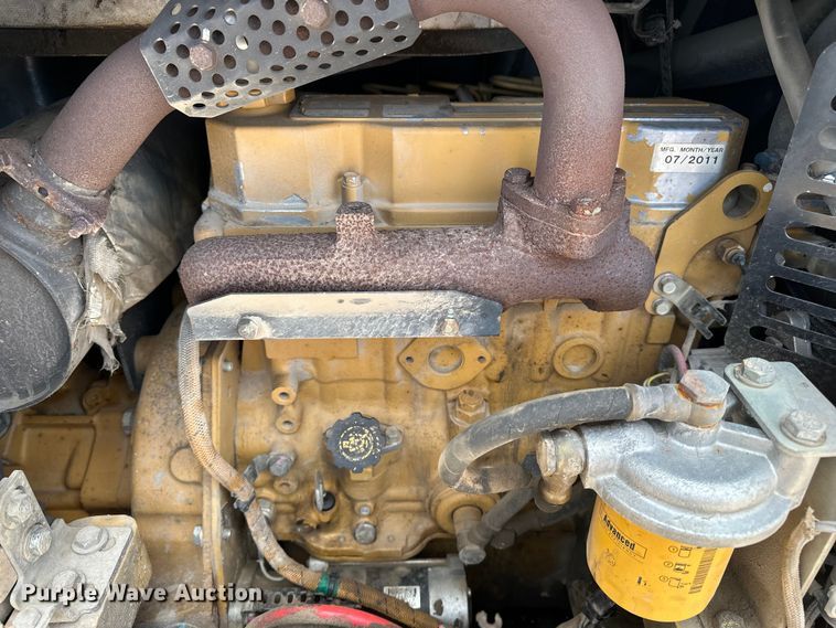 image for item DP8908 2011 Caterpillar 305D CR mini excavator