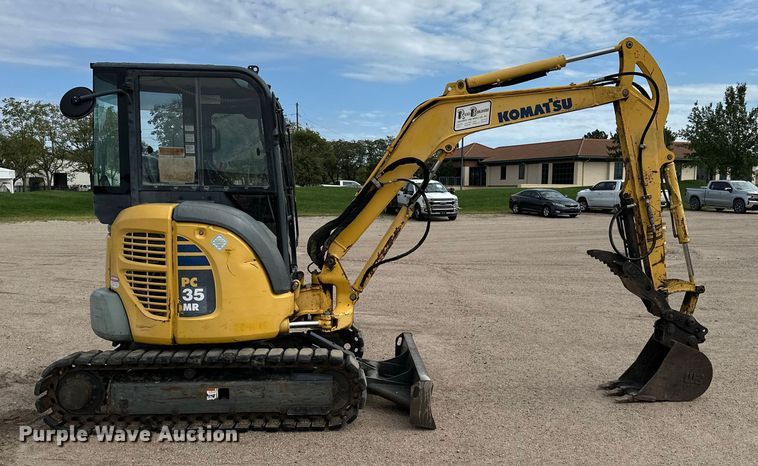 EXCAVADORA 2008 KOMATSU PC35MR3