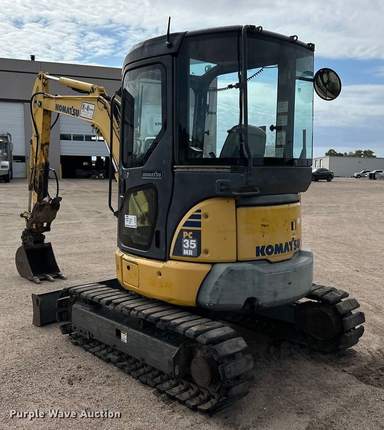 image for item DP8909 2008 Komatsu PC35MR-3 mini excavator