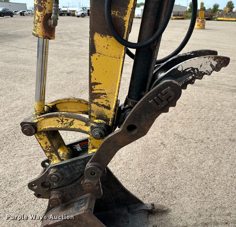 image for item DP8909 2008 Komatsu PC35MR-3 mini excavator