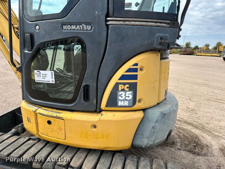 image for item DP8909 2008 Komatsu PC35MR-3 mini excavator