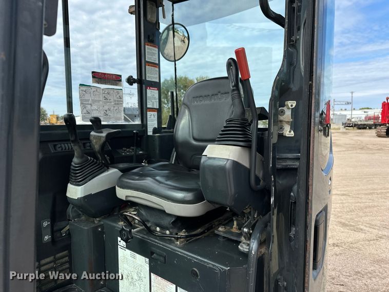 image for item DP8909 2008 Komatsu PC35MR-3 mini excavator