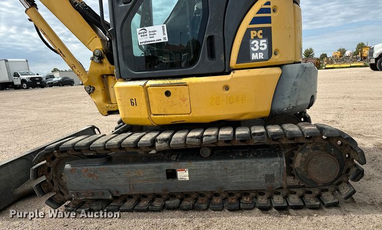 image for item DP8909 2008 Komatsu PC35MR-3 mini excavator