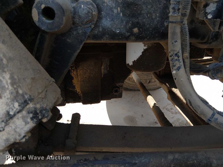 image for item DT6276 2000 Kenworth W900B truck cab and chassis