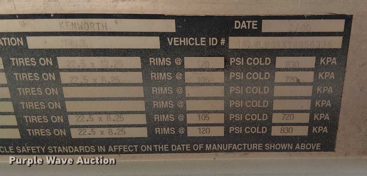 image for item DT6276 2000 Kenworth W900B truck cab and chassis