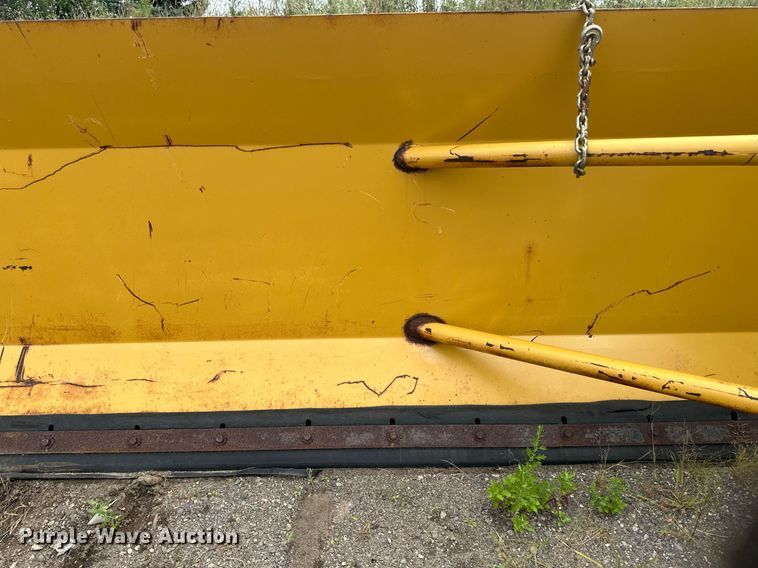 image for item DT6292 24' W wheel loader snow pusher