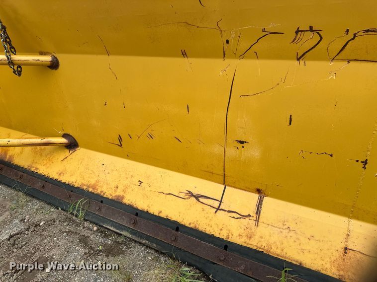 image for item DT6292 24' W wheel loader snow pusher