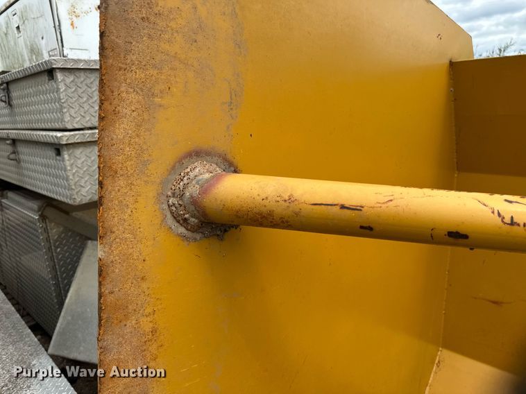 image for item DT6292 24' W wheel loader snow pusher