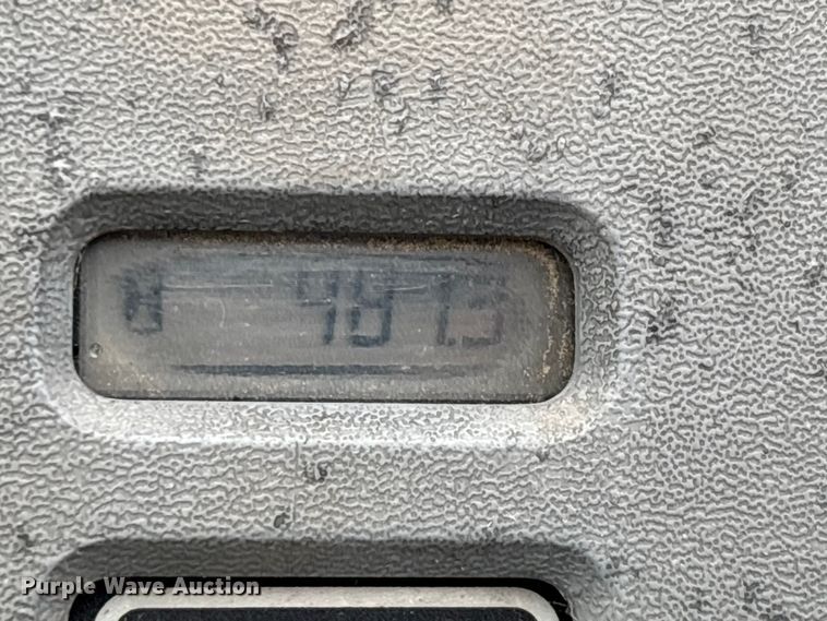 image for item DU1402 Tennant 7400 floor scrubber