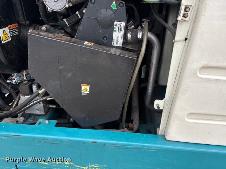 image for item DU1402 Tennant 7400 floor scrubber