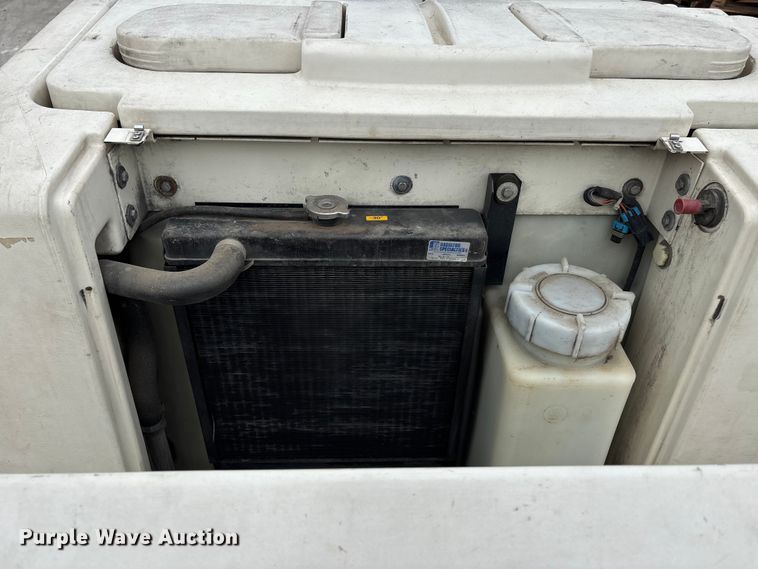 image for item DU1402 Tennant 7400 floor scrubber