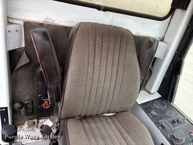 image for item DU1404 2024 Johnson V3000SP street sweeper