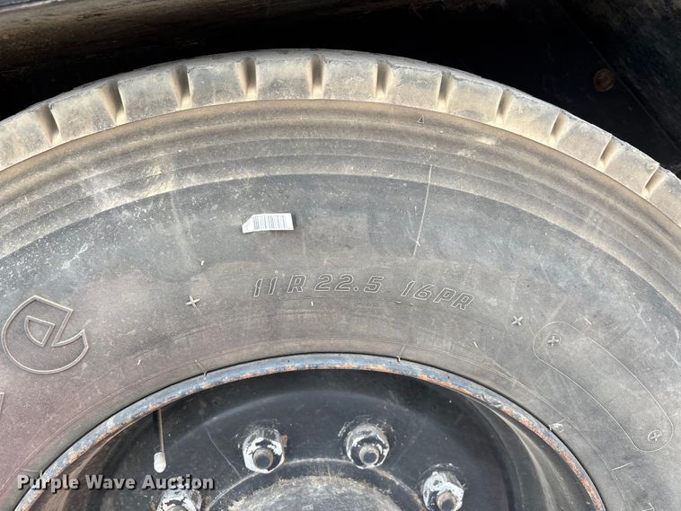 image for item DU1404 2024 Johnson V3000SP street sweeper