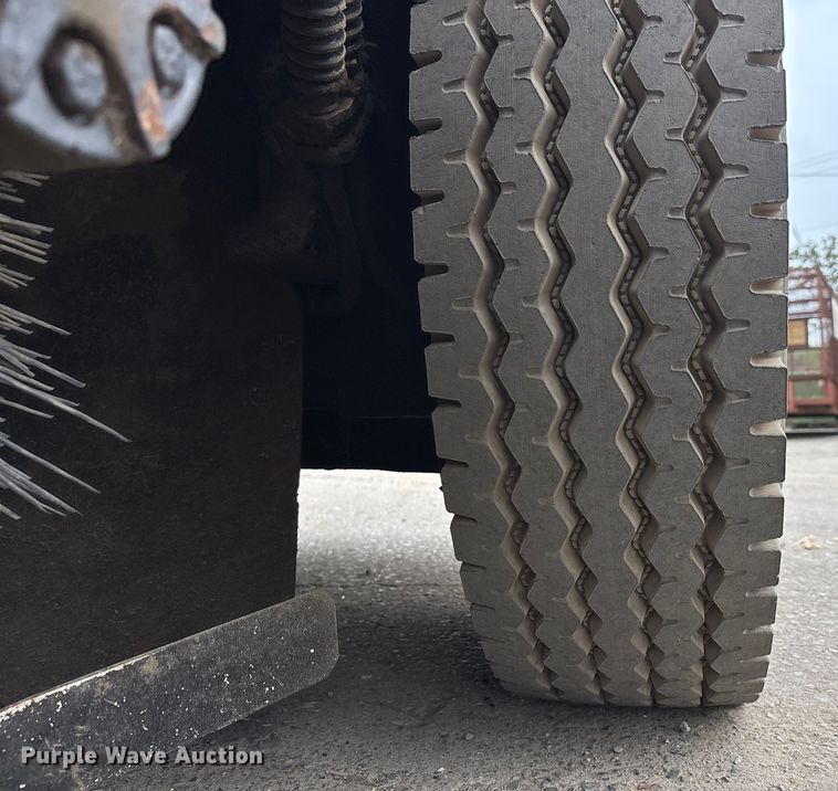 image for item DU1404 2024 Johnson V3000SP street sweeper