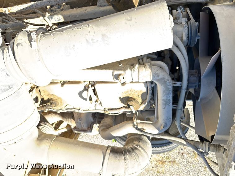 image for item DU1413 1988 Freightliner FLC dump truck