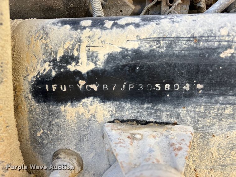 image for item DU1413 1988 Freightliner FLC dump truck