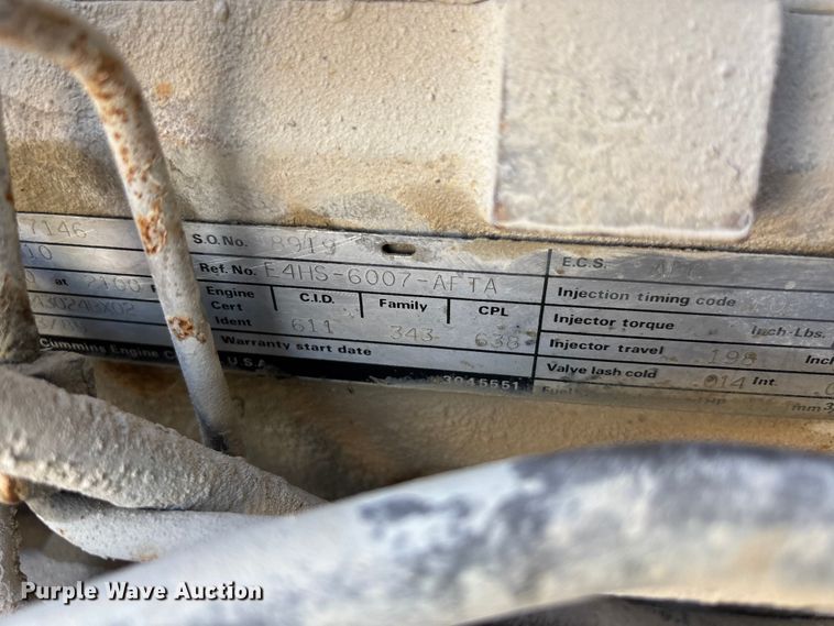 image for item DU1414 1985 Ford 9000 water truck