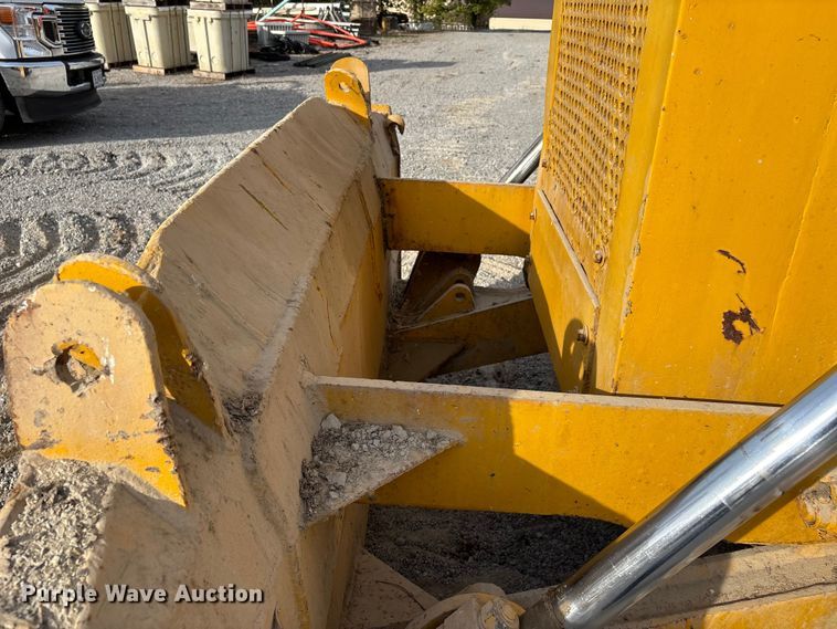 image for item DU1415 1958 Allis-Chalmers 16B dozer