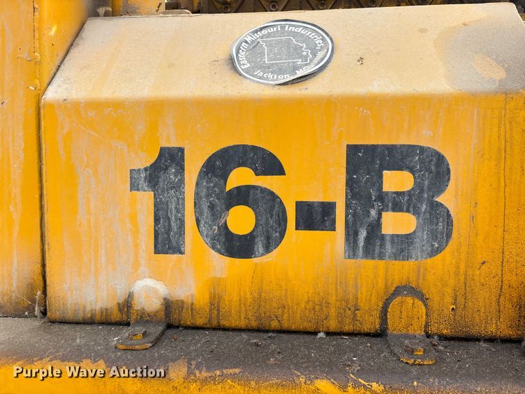 image for item DU1416 1958 Allis-Chalmers 16B cable plow