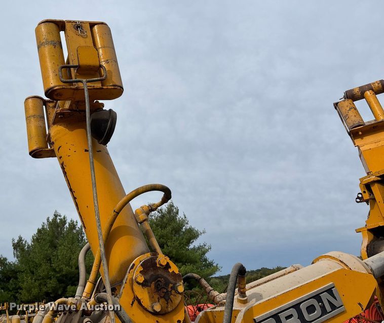 image for item DU1416 1958 Allis-Chalmers 16B cable plow