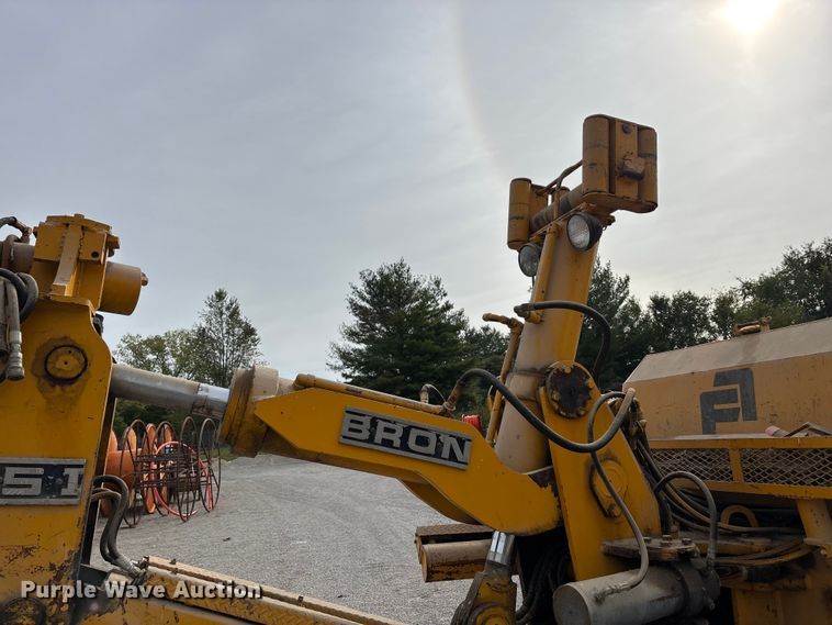 image for item DU1416 1958 Allis-Chalmers 16B cable plow