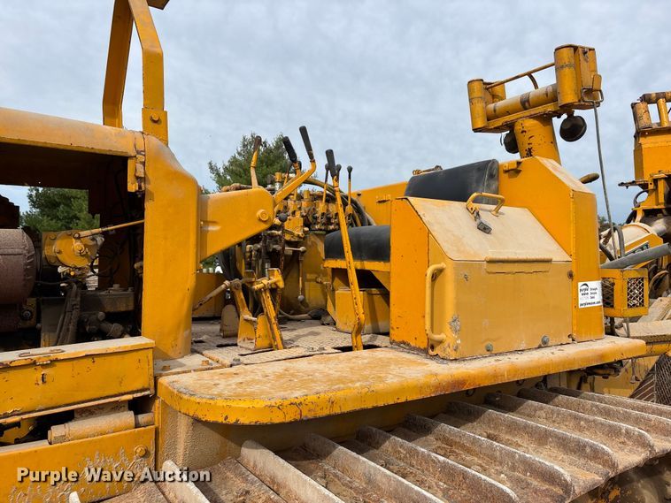 image for item DU1416 1958 Allis-Chalmers 16B cable plow