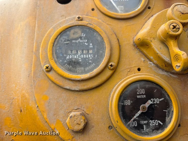 image for item DU1416 1958 Allis-Chalmers 16B cable plow