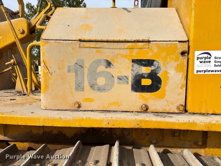 image for item DU1417 1958 Allis-Chalmers 16B cable plow
