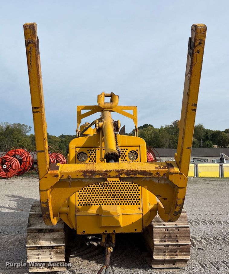 image for item DU1417 1958 Allis-Chalmers 16B cable plow