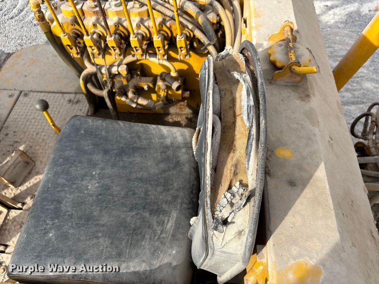 image for item DU1417 1958 Allis-Chalmers 16B cable plow