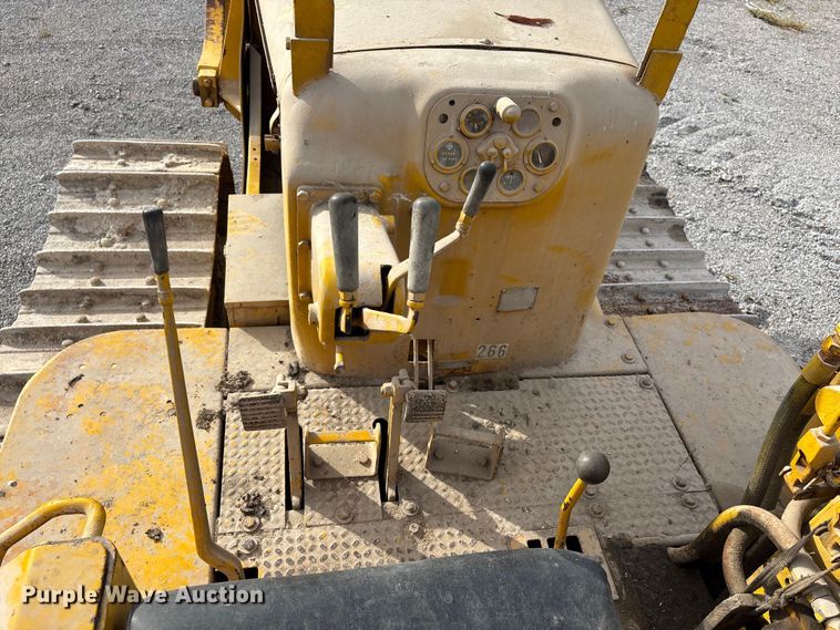 image for item DU1417 1958 Allis-Chalmers 16B cable plow