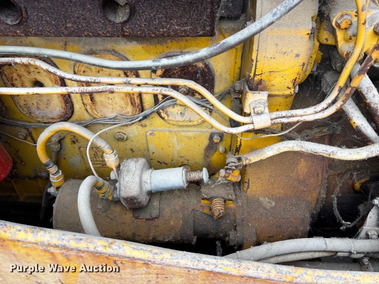 image for item DU1418 1958 Allis-Chalmers 16B dozer